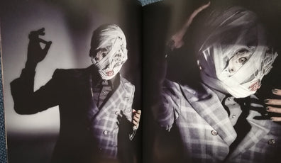 Dir en grey - The World Of Mercy Single CD Front Cover
